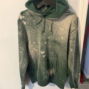 Hollister Men's Green and Cream Hoodie